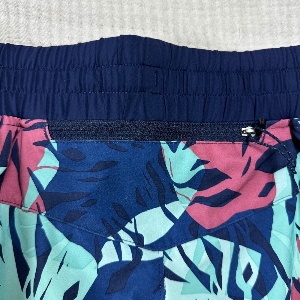 Patagonia Women Tarkine Fern Classic Blue Navy Nine Trail Runner Shorts XS - Picture 6 of 9